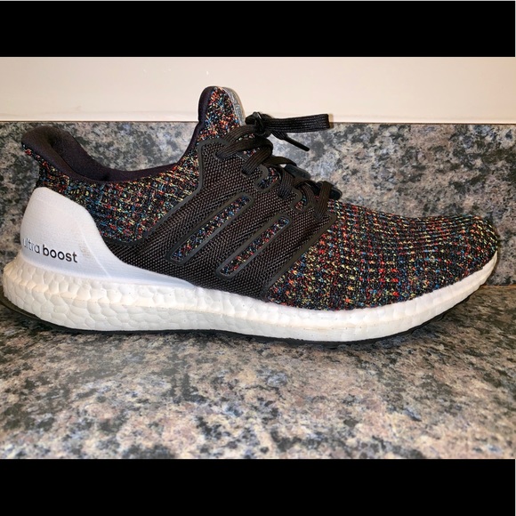 **BRAND NEW** Ultra Boost - Picture 3 of 5